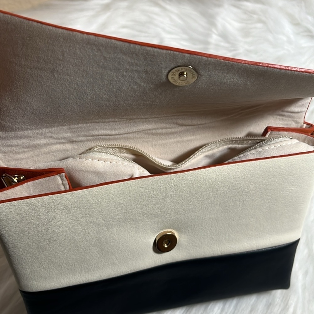Street Level Color Block Snap Purse - Picture 5 of 11